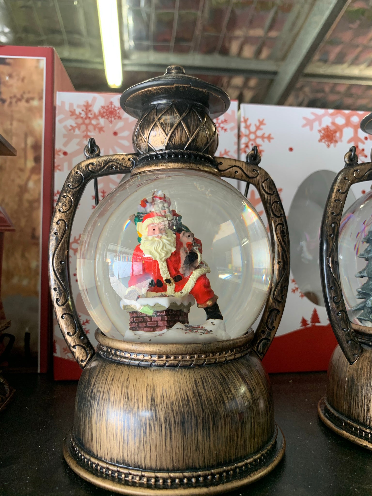 Snow Globe Lantern - Santa Claus